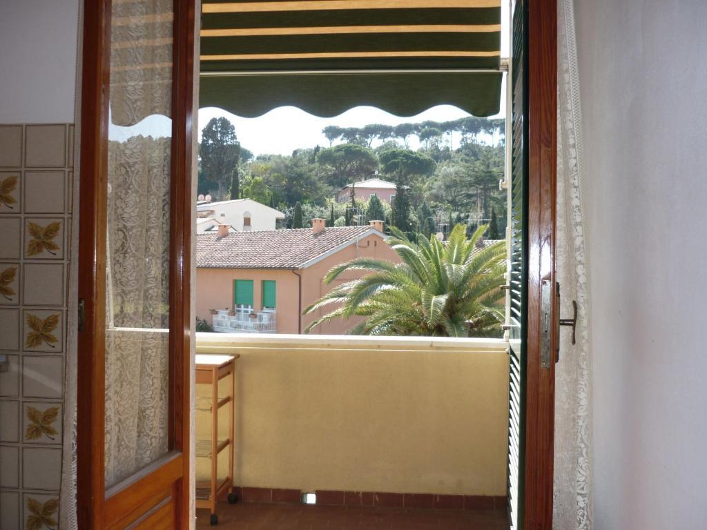 Appartamenti Marilise Porto Azzurro Rum bild