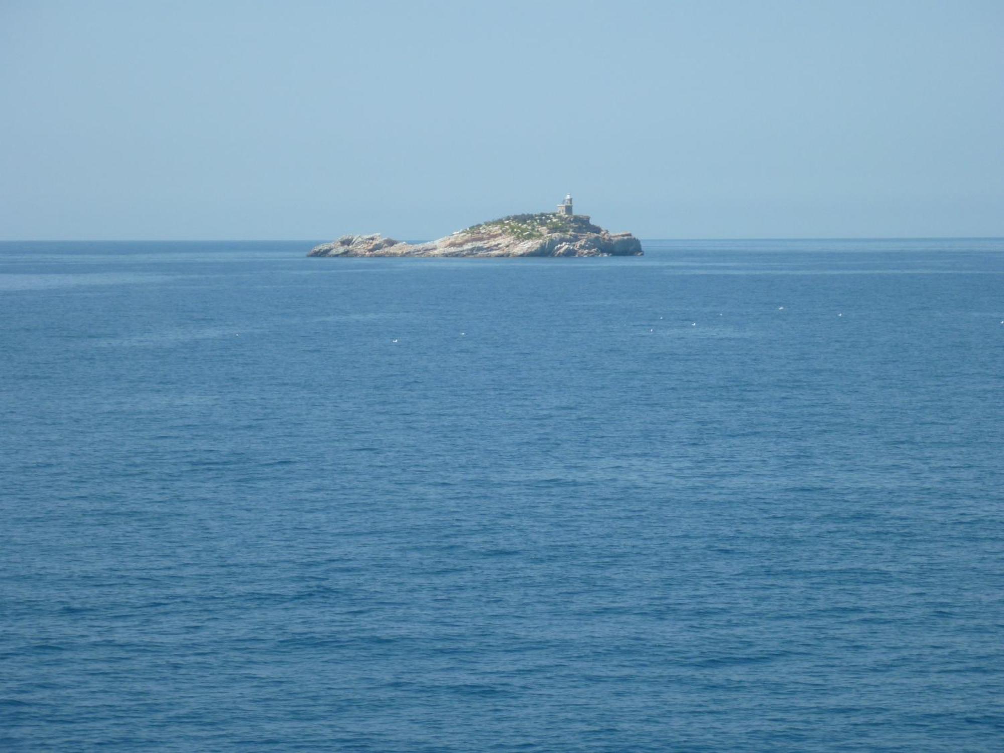 Appartamenti Marilise Porto Azzurro Exteriör bild